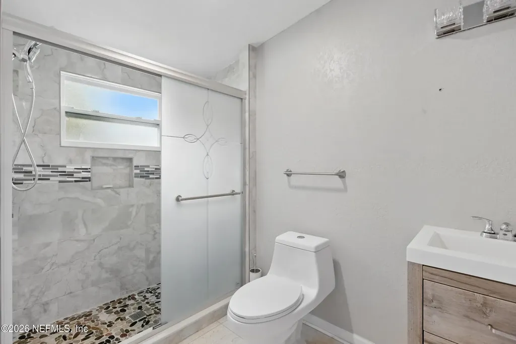6878 Lenox Avenue Jacksonville FL 32205