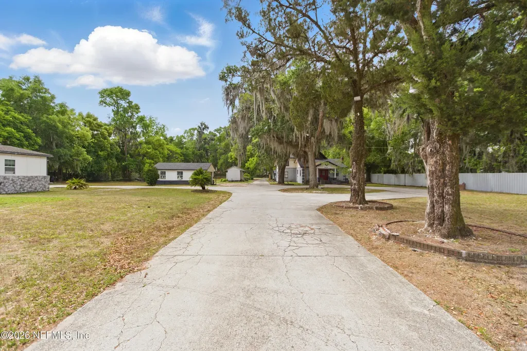 6878 Lenox Avenue Jacksonville FL 32205