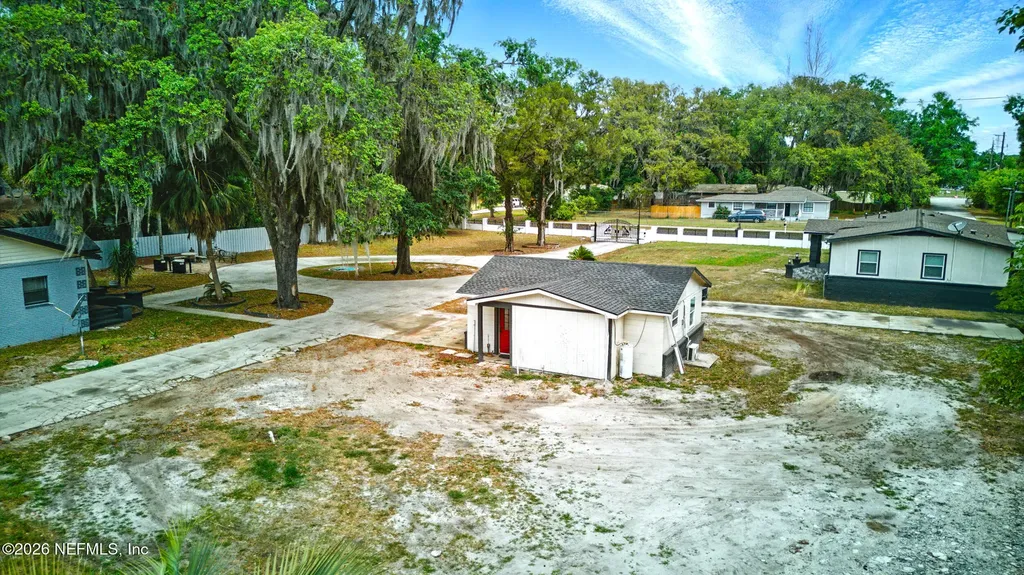 6878 Lenox Avenue Jacksonville FL 32205