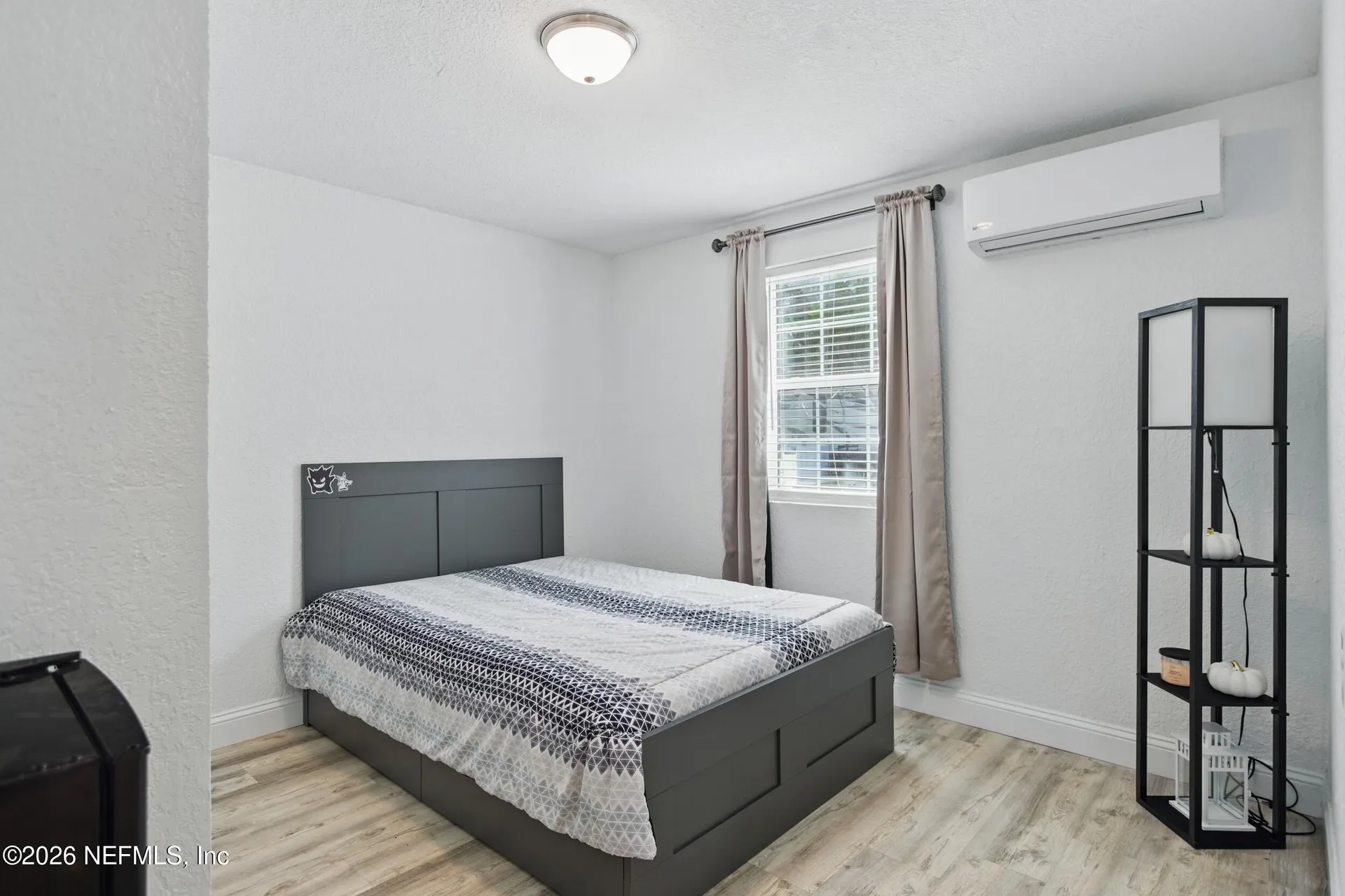 6878 Lenox Avenue Jacksonville FL 32205
