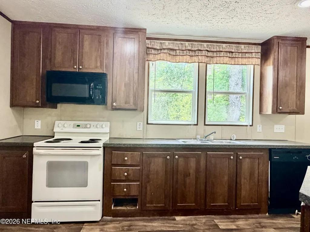 14002 O C Horne Road Sanderson FL 32087