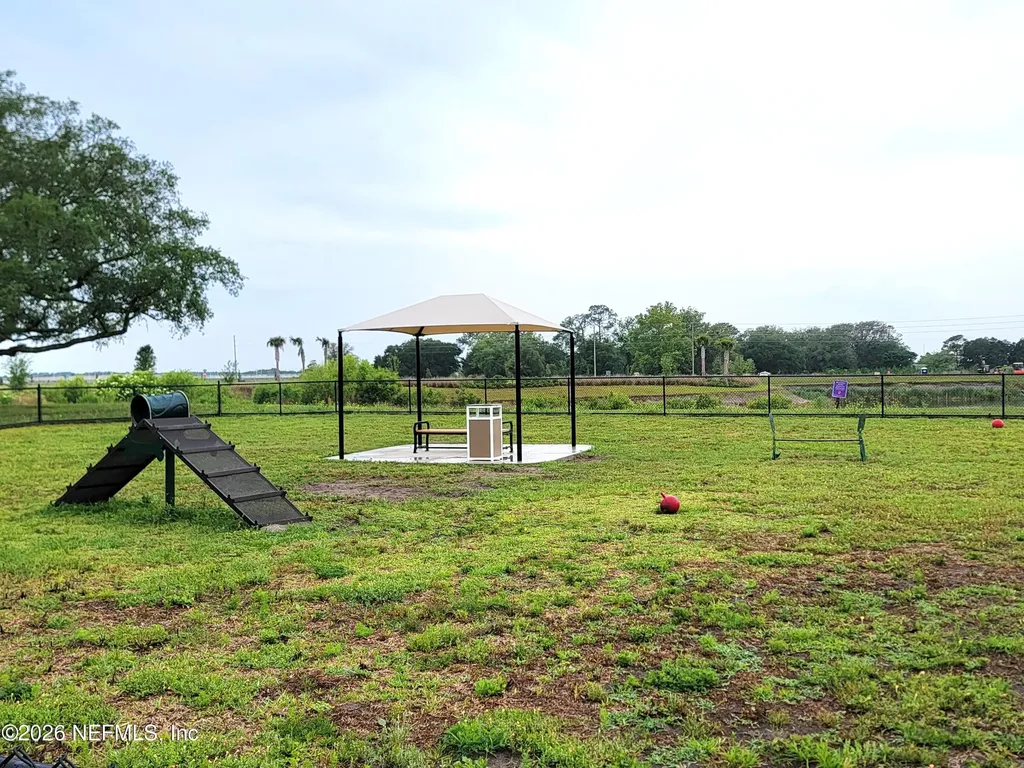 2828 Hammock Dale Court Green Cove Springs FL 32043