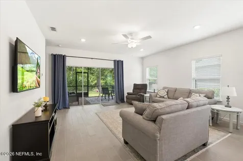 2828 Hammock Dale Court Green Cove Springs FL 32043
