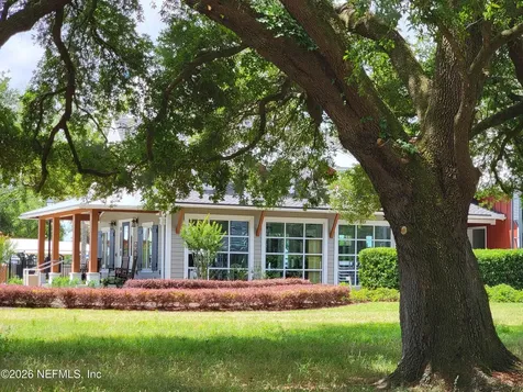 2828 Hammock Dale Court Green Cove Springs FL 32043