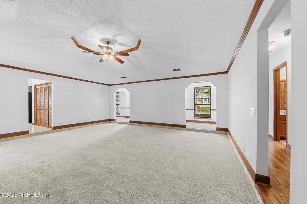 10428 Crystal Springs Road Jacksonville FL 32221