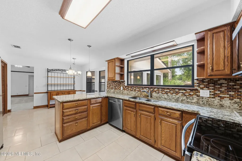 10428 Crystal Springs Road Jacksonville FL 32221