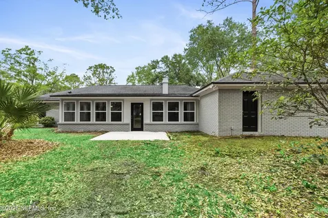 10428 Crystal Springs Road Jacksonville FL 32221