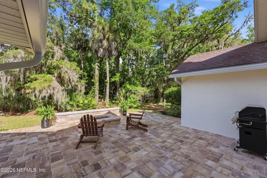 621 Lake Stone Circle Ponte Vedra Beach FL 32082