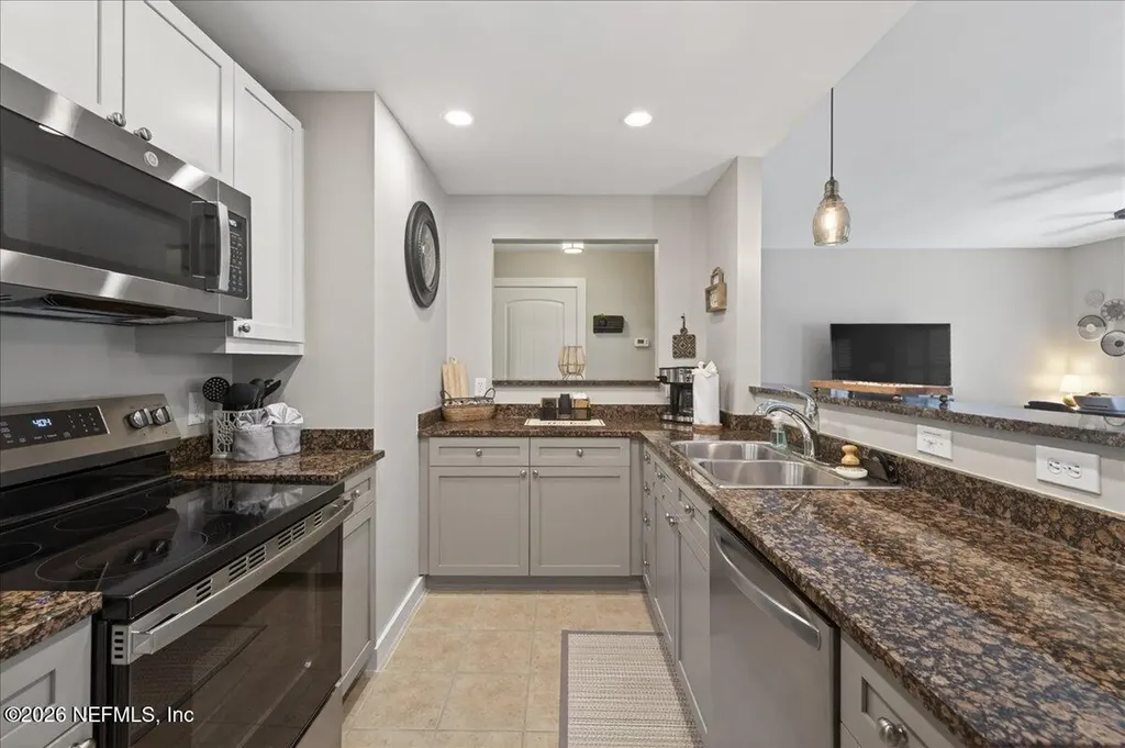 965 Registry Boulevard St. Augustine FL 32092