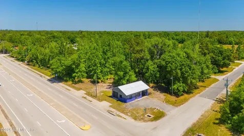 138 State Road 207 East Palatka FL 32131