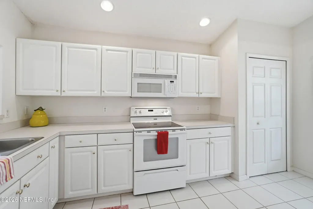 3753 Sea Hawk Street E Jacksonville FL 32224