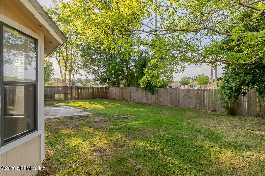 8755 Huntington Woods Circle N Jacksonville FL 32244