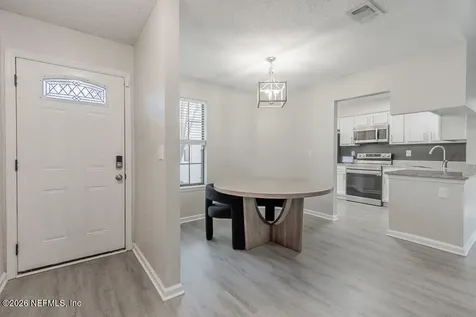 8755 Huntington Woods Circle N Jacksonville FL 32244