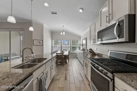337 Grampian Highlands Drive St. Johns FL 32259