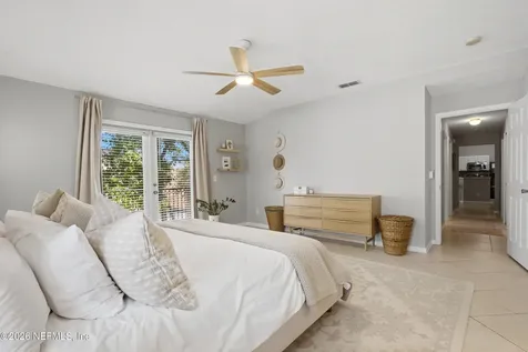 27 Jardin De Mer Place Jacksonville Beach FL 32250