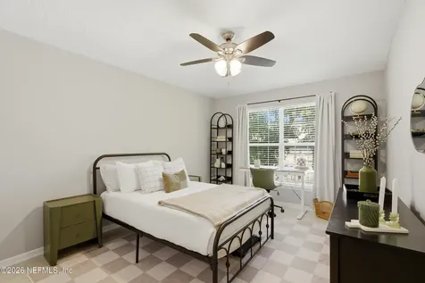 27 Jardin De Mer Place Jacksonville Beach FL 32250