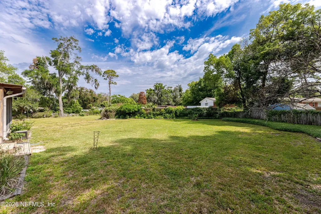 5289 Magnolia Circle N Jacksonville FL 32211