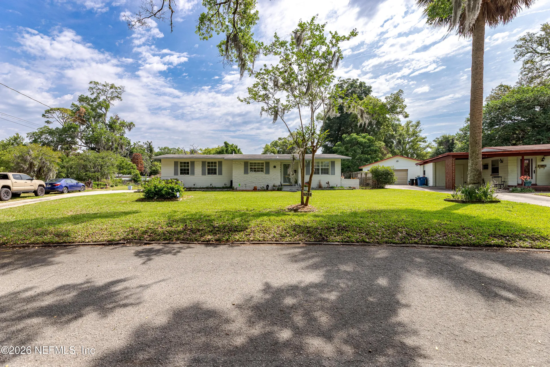 5289 Magnolia Circle N Jacksonville FL 32211