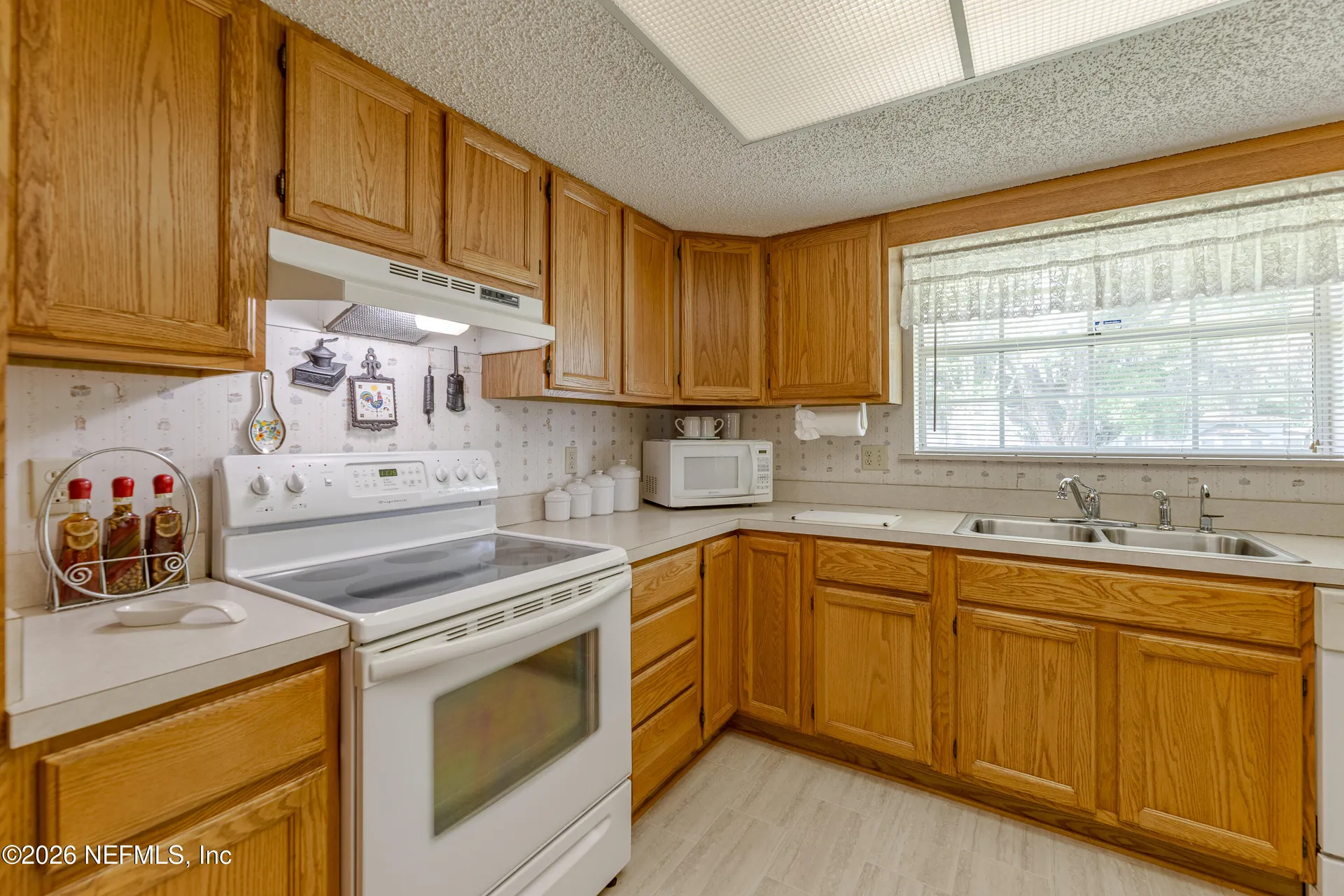 5289 Magnolia Circle N Jacksonville FL 32211