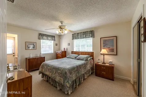 5289 Magnolia Circle N Jacksonville FL 32211