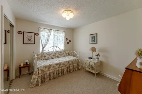 5289 Magnolia Circle N Jacksonville FL 32211
