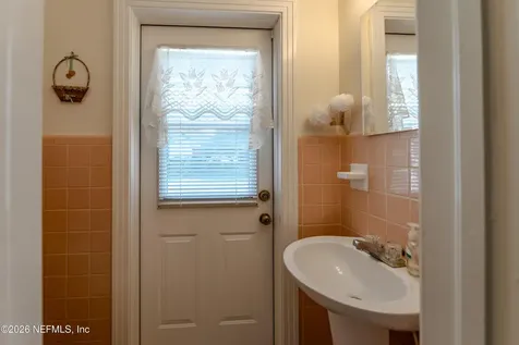 5289 Magnolia Circle N Jacksonville FL 32211