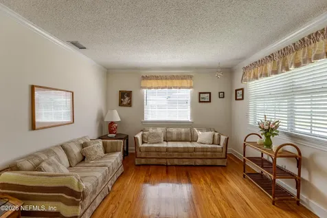5289 Magnolia Circle N Jacksonville FL 32211