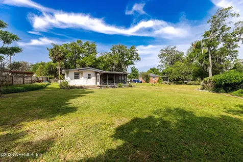 5289 Magnolia Circle N Jacksonville FL 32211