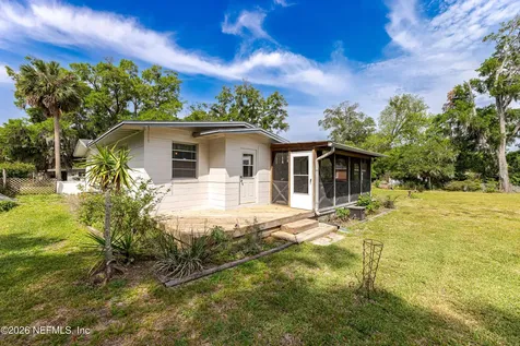 5289 Magnolia Circle N Jacksonville FL 32211