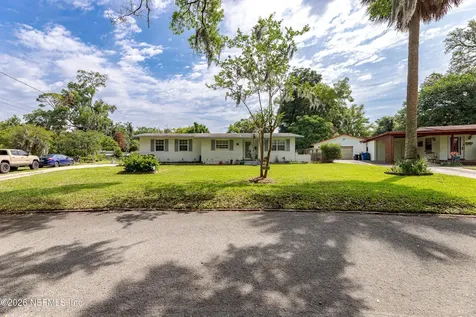 5289 Magnolia Circle N Jacksonville FL 32211