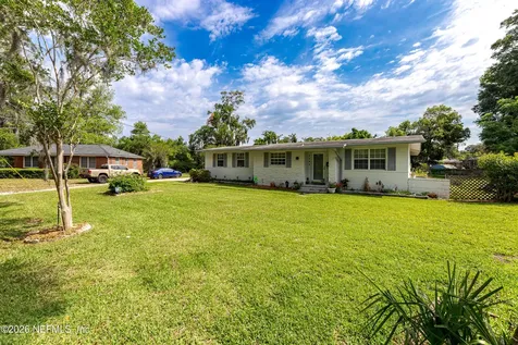 5289 Magnolia Circle N Jacksonville FL 32211