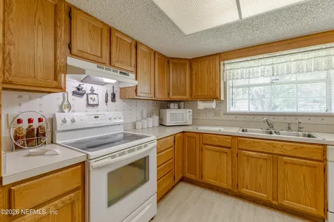 5289 Magnolia Circle N Jacksonville FL 32211