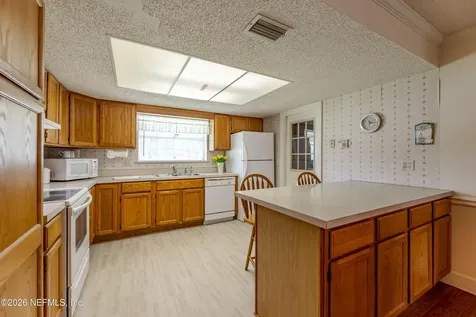 5289 Magnolia Circle N Jacksonville FL 32211