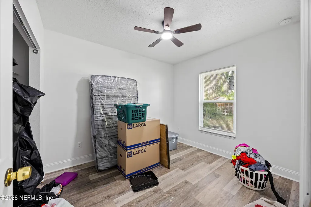 363 Roberts Street N Green Cove Springs FL 32043