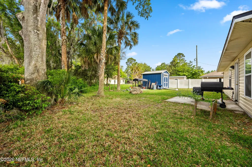 363 Roberts Street N Green Cove Springs FL 32043