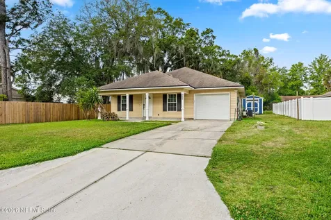 363 Roberts Street N Green Cove Springs FL 32043
