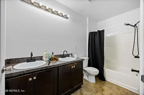363 Roberts Street N Green Cove Springs FL 32043