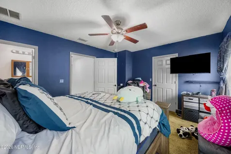 363 Roberts Street N Green Cove Springs FL 32043