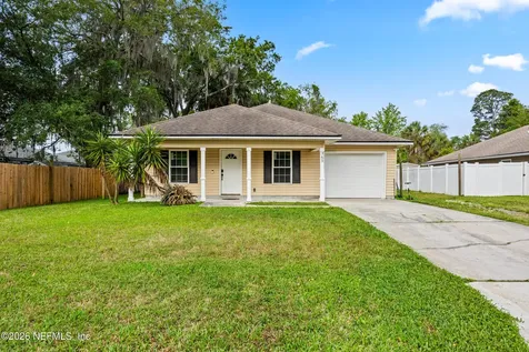 363 Roberts Street N Green Cove Springs FL 32043