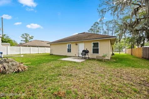 363 Roberts Street N Green Cove Springs FL 32043