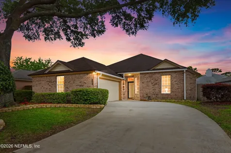 2192 The Woods Drive E Jacksonville FL 32246