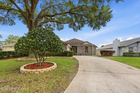 2192 The Woods Drive E Jacksonville FL 32246