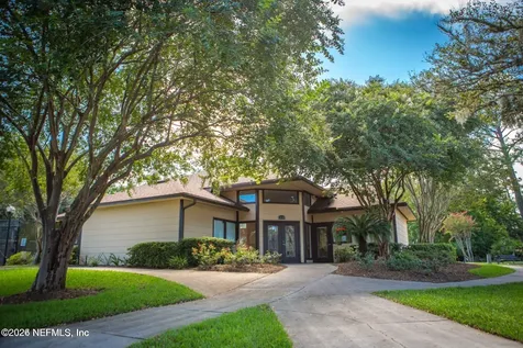 2192 The Woods Drive E Jacksonville FL 32246