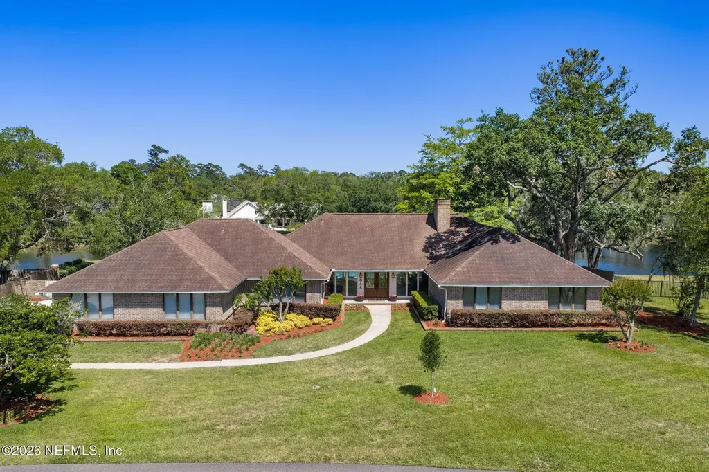 8179 Woodpecker Trail Jacksonville FL 32256