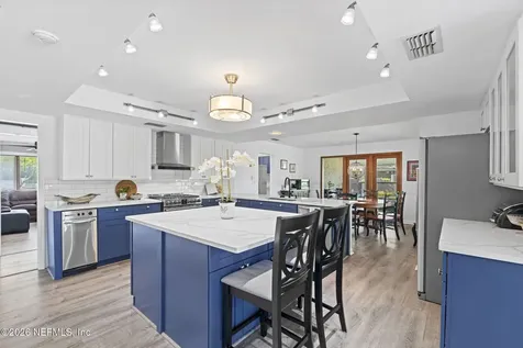 8179 Woodpecker Trail Jacksonville FL 32256