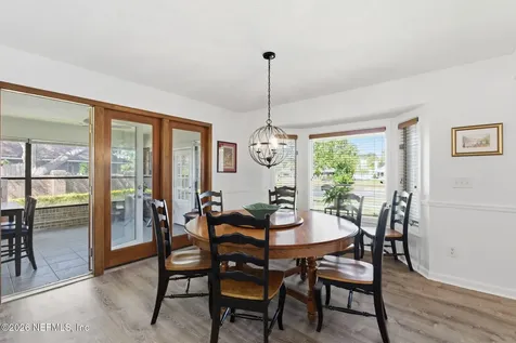 8179 Woodpecker Trail Jacksonville FL 32256
