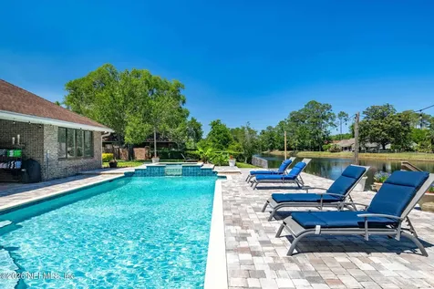 8179 Woodpecker Trail Jacksonville FL 32256
