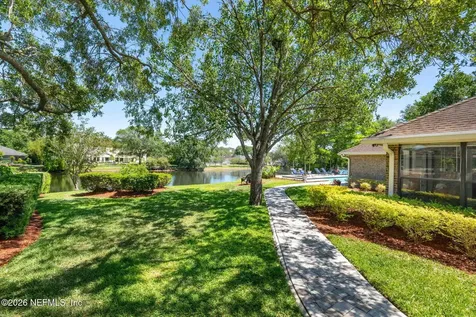 8179 Woodpecker Trail Jacksonville FL 32256