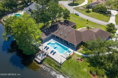 8179 Woodpecker Trail Jacksonville FL 32256