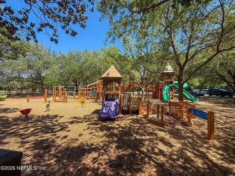 8179 Woodpecker Trail Jacksonville FL 32256